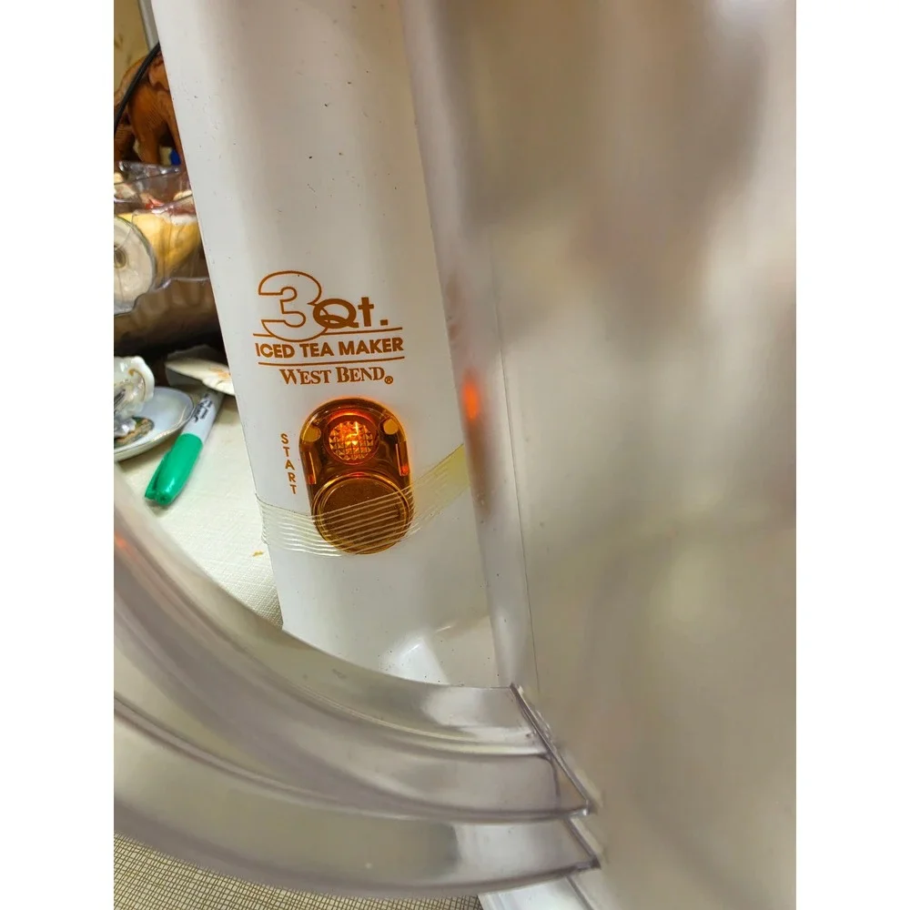 West Bend 3 Qt Iced Tea Maker NIB White Automatic Shut Off with Hip Pack Bonus